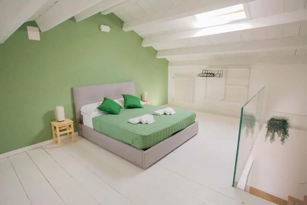 Maison Divaga Fleri Italie
