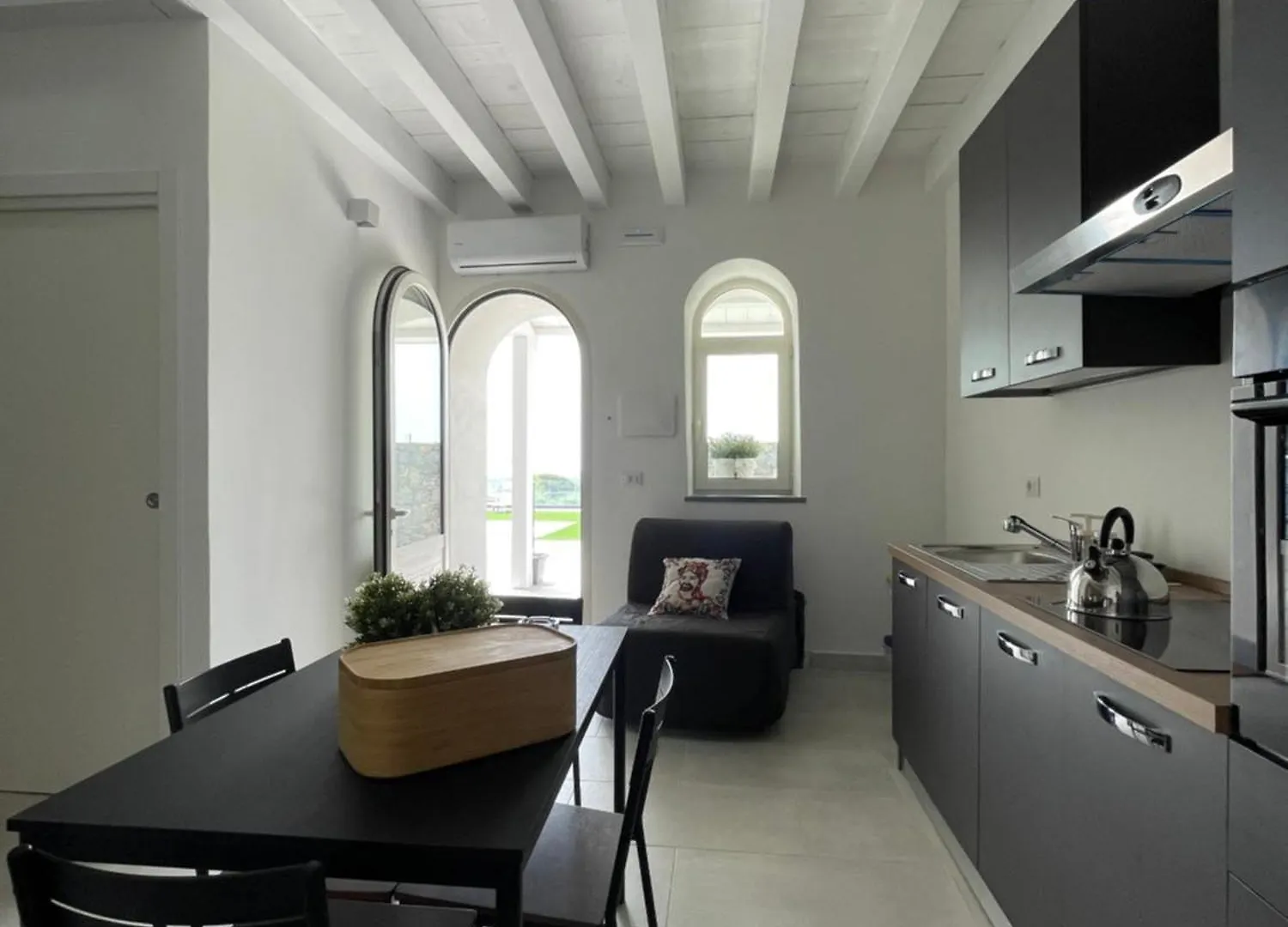Maison Divaga Fleri 0*,  Italie