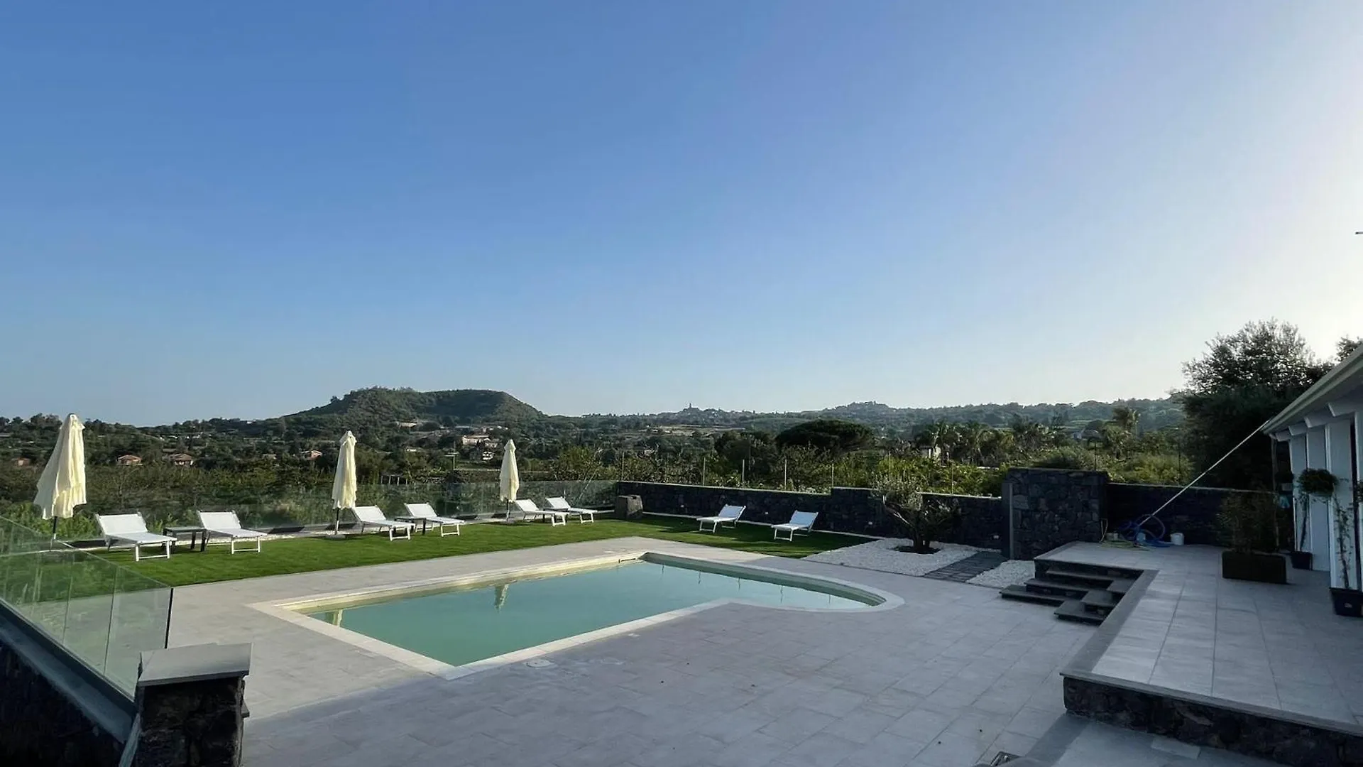 Maison Divaga Fleri Italie