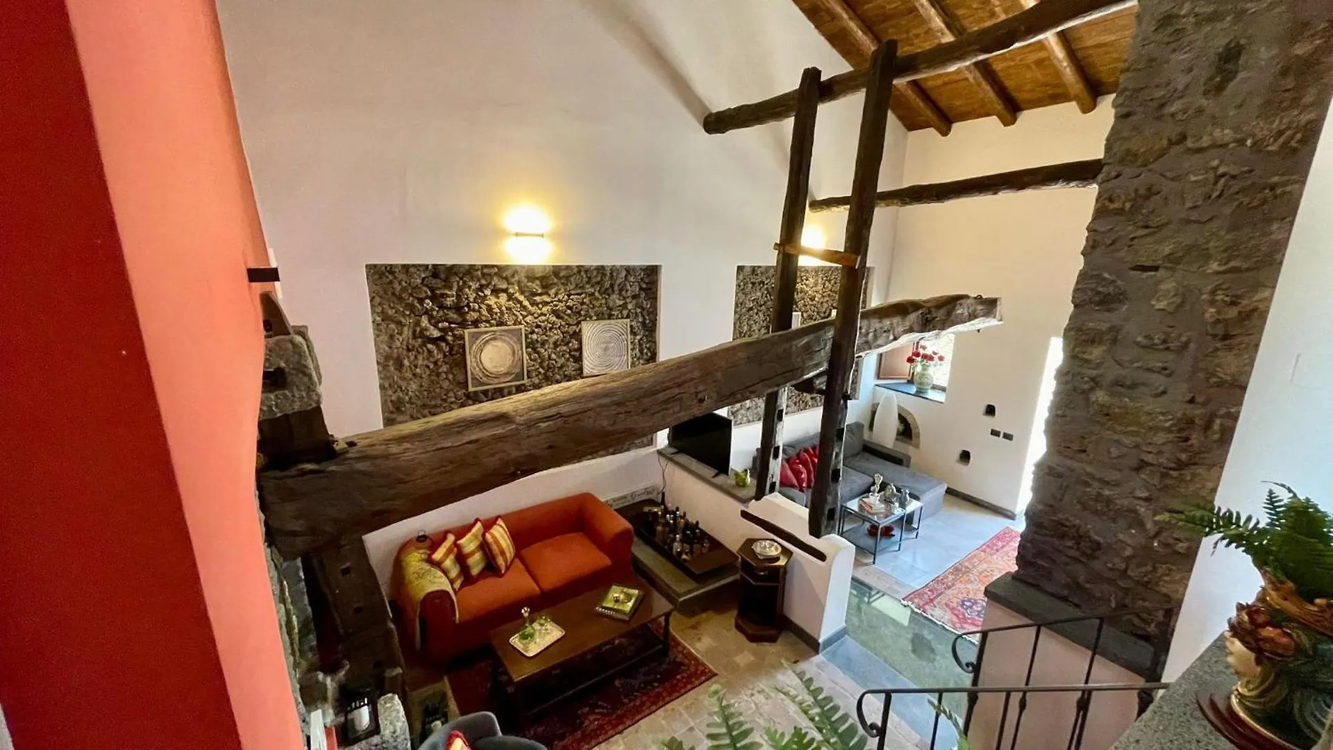 Maison Divaga Fleri 0*,  Italie