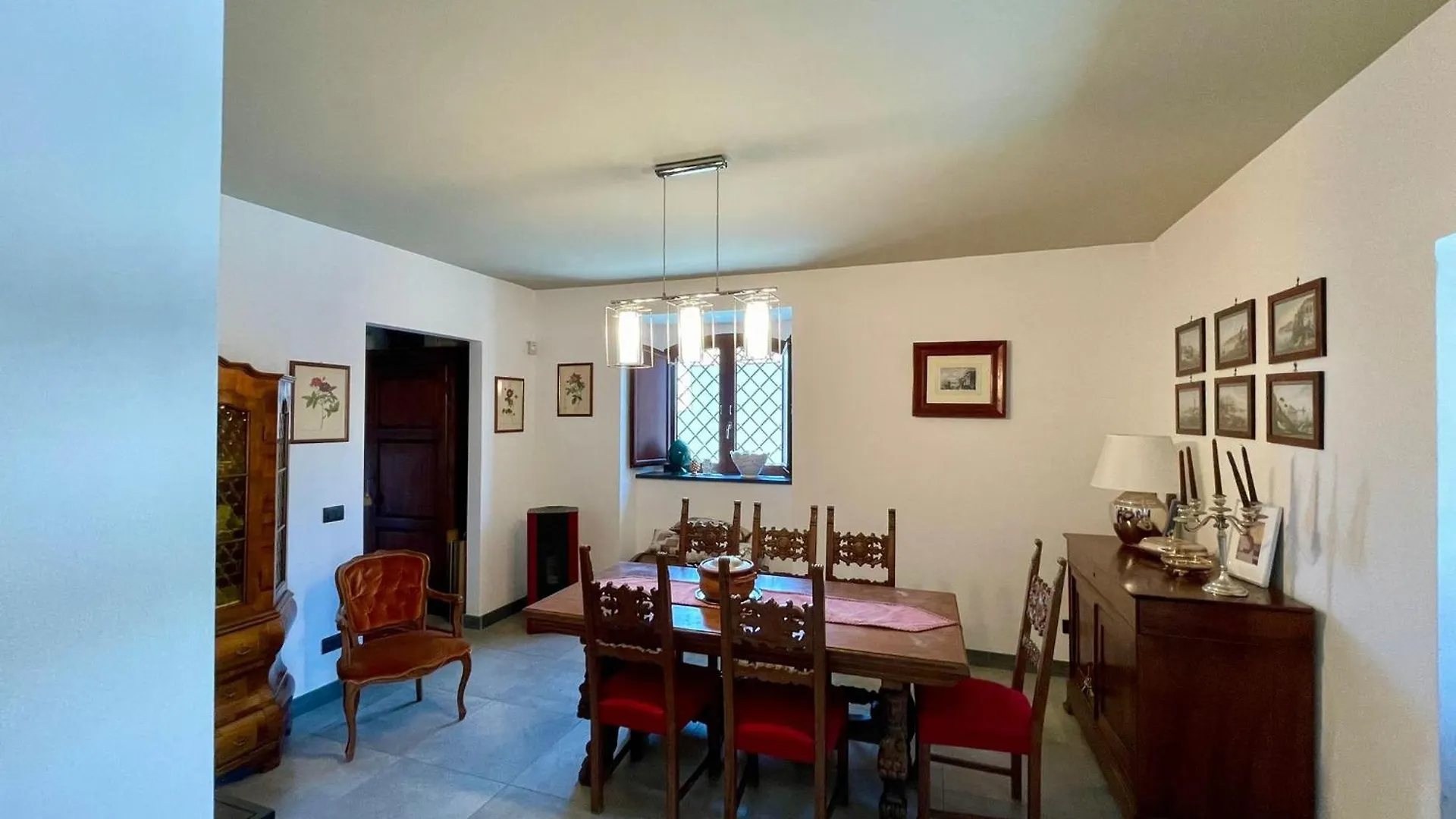 Maison Divaga Fleri 0*,  Italie